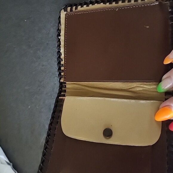 Vintage Hand tooled Leather Bifold Wallet Initials C P . - Picture 3 of 7